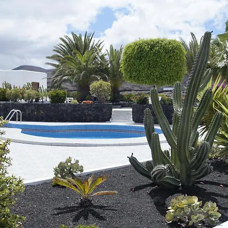 Casa Blanca *